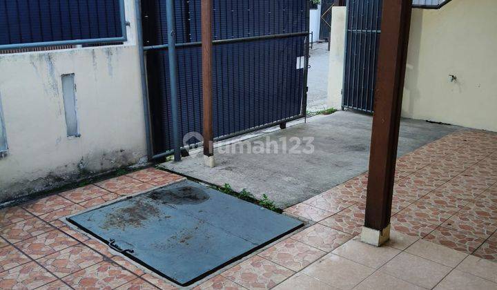 Disewakan Rumah Asri Siap Huni Taman Holis Indah 1