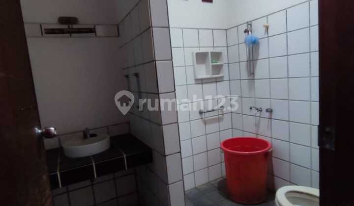 Disewakan rumah mainroad area Turangga  2