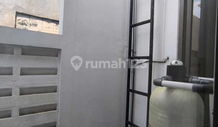 Di sewakan rumah siap huni Taman Kopo Indah V 2