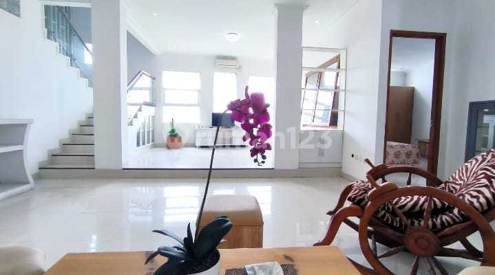 FOR SALE  RUMAH KEMBAR 