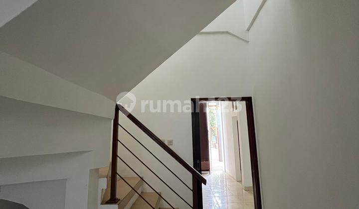 For Sale Quick Clean Maintained Shop House in Rahayu Kopo