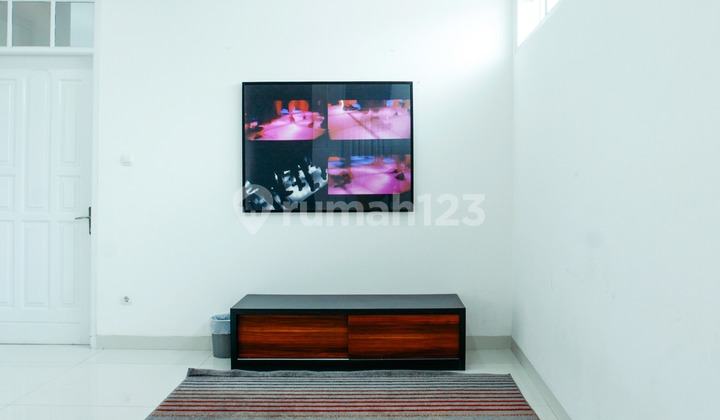 For Rent: Modern Minimalist Furnished Villa House in Setiabudi Complex Area