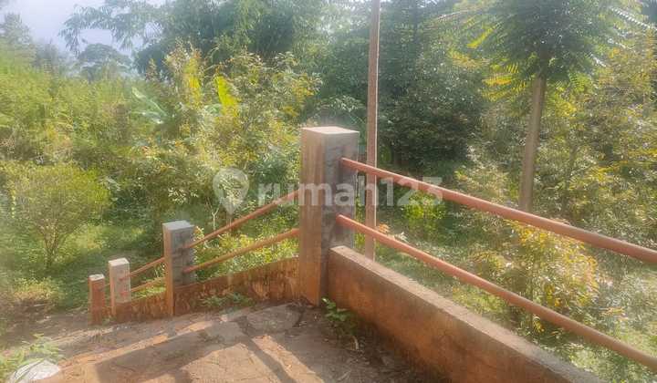 For Sale / Rent Land with the best view of Bandung city in the premium residential area of Dago Atas.