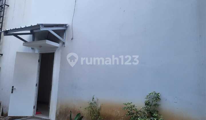 For Rent: Office Building (Rumah Kantor) in Cigadung Cluster Complex 2