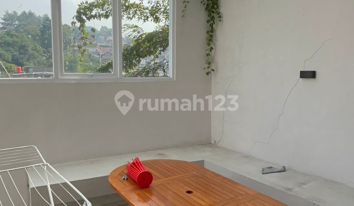 Dijual Rumah Cantik Komplek Cigadung Dekat Dago 2