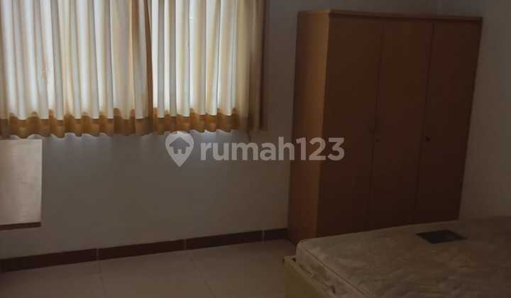 *Disewakan**Rumah Modern Dalam Komplek Lingkungan Nyaman Dekat Universitas Pendidikan Indonesia* *Disewakan**Rumah Modern Dalam Komplek Lingkungan Nyaman Dekat Universitas Pendidikan Indonesia*