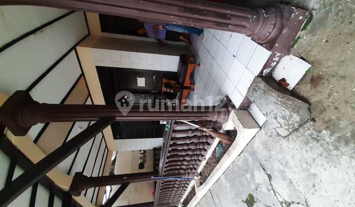 Rumah kosan aktif dan kontrakan dijual Ciumbuleuit  Belakang Unpar