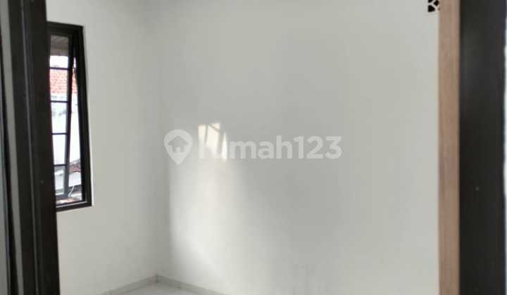 FOR RENT  Buah Batu House Bandung   *near Karapitan Street