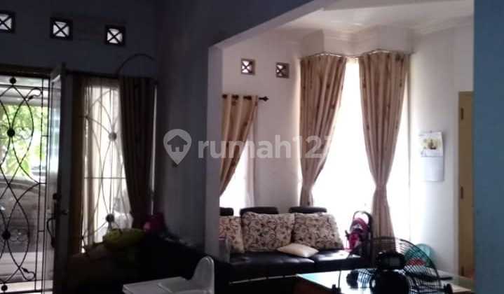 Rumah Di Puri Indah 2 Lantai Hook Lt239m2
