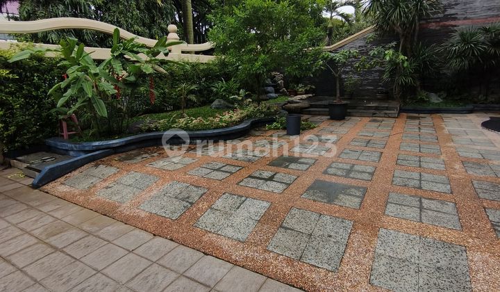 Rumah 3 Lantai di Puri Indah di Jalan Besar Luas Tanah 480M2 Bangunan 980M2 Full Marmer dan Kayu Jati Utuh 1 Pohon Cocok untuk Tempat Tinggal atau Usaha 2