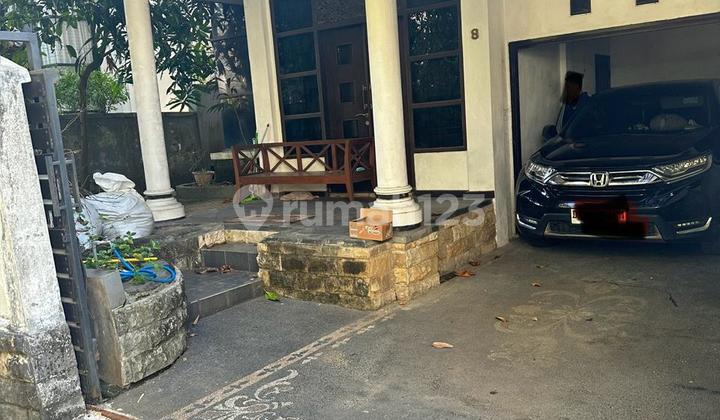 Best Deal, 3-Story House at Land Price in West Denpasar 2