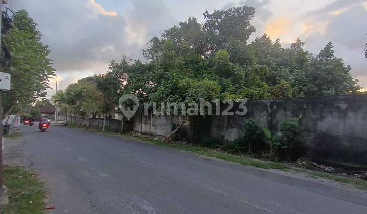 Strategic Commercial Land in Raya Kayu Tulang Canggu Strategic Commercial Land in Raya Kayu Tulang Canggu