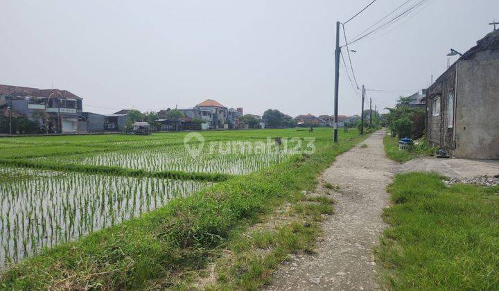 Flat land suitable for private house or warehouse in Denpasar 1