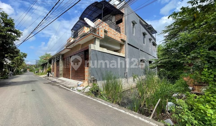 Rumah 3 Lantai Baru Renovasi, Siap Huni Di Jimbaran 1