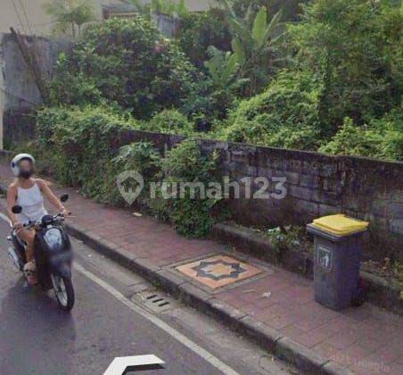 Land 100 meters from Seminyak beach, road access 8 meters 2