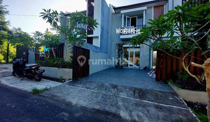 Villa Modern minimalis cukup 5 menit ke bypass nusa dulu atau pintu toll 1