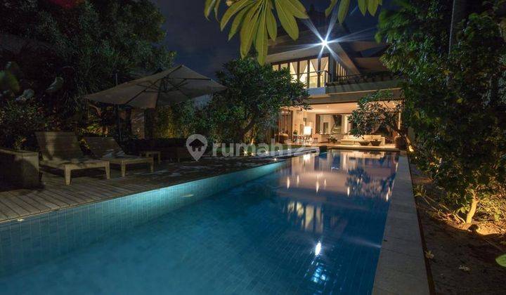 luxury villa view laut depan pantai jerman kuta, 4 kmr tidur 2