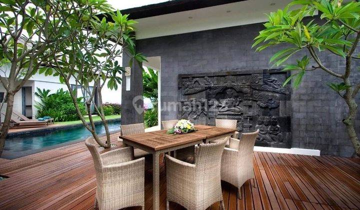 Luxury villa full view laut abadi di cluster nusa dua 4 kamar tidur 2