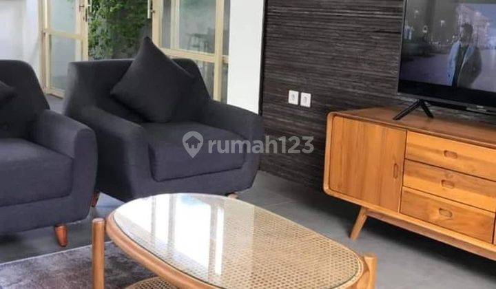 Luxury villa di jalan kayu tulang Canggu sudah full furnish 3 kamar tidur 2