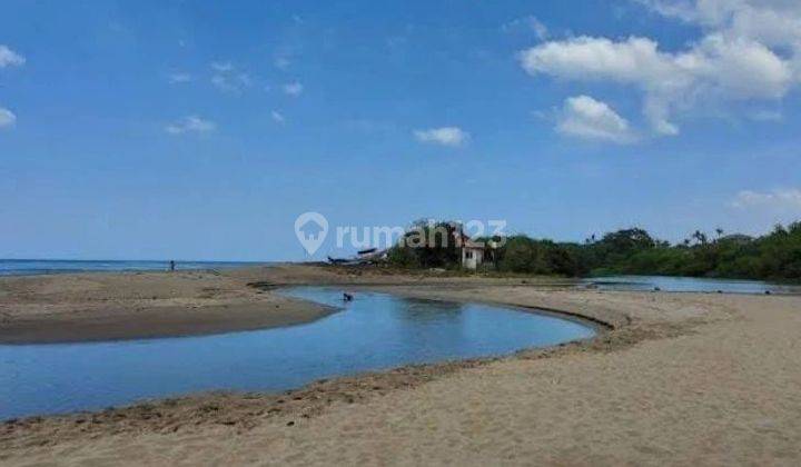 tanah di jalan utama pantai Berawa, Canggu 1