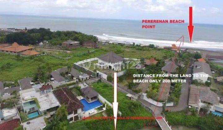 Land 200 meters to the beach on the main road of Munduk kedungu in Canggu 1