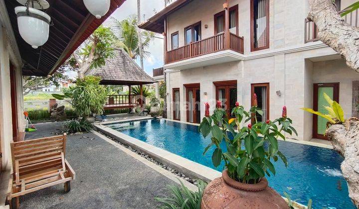 Villa mewah view sawah yang menawan di Ubud, 3 kamar tidur 1