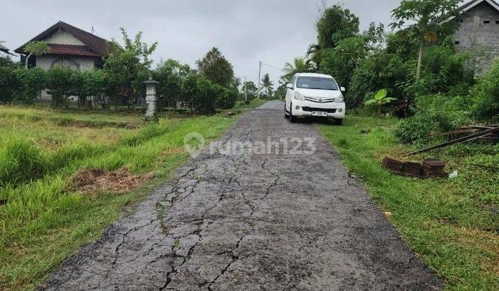 Tanah kecil view laut di jalan pantai klecung Tabanan 2