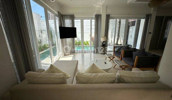 luxury 3 bedroom villa in Canggu, suitable for private or commercial use 2