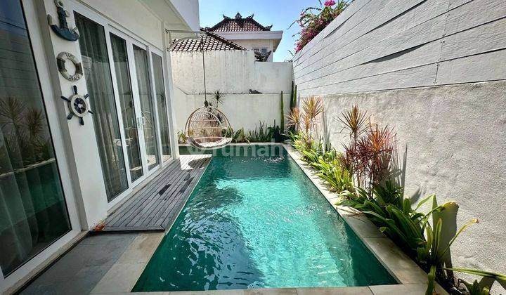 luxury 3 bedroom villa in Canggu, suitable for private or commercial use 1