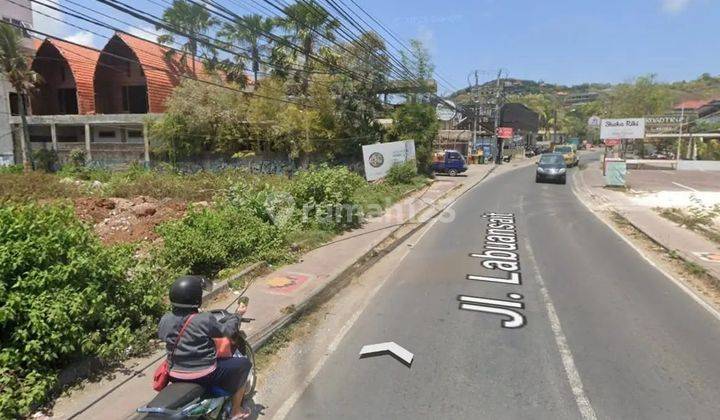 Jarang ada, Tanah di jalan raya utama, kontur Tanah datar 2