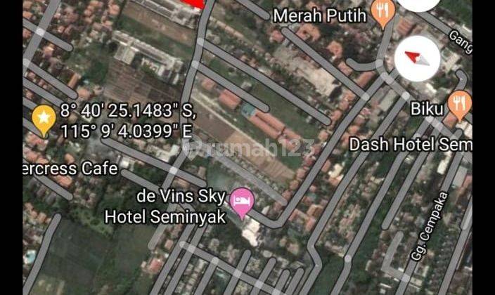 Land on the main road of Cendrawasih Seminyak, 600 meters to the beach 1