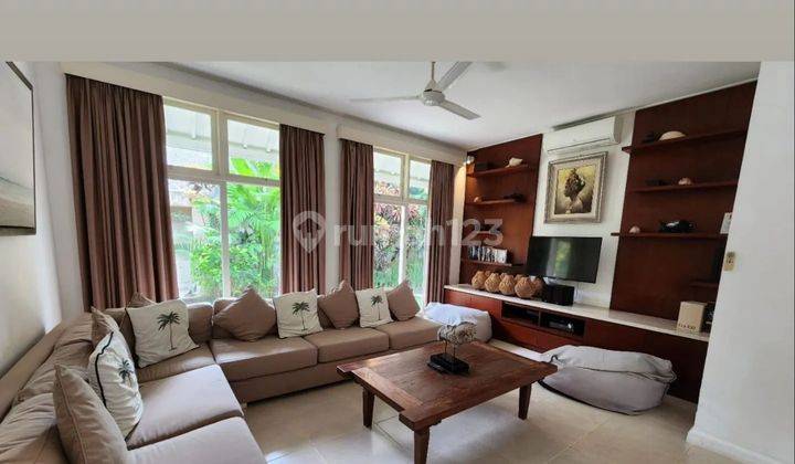 Luxury villa di Seminyak, 4 kamar tidur halaman luas 2