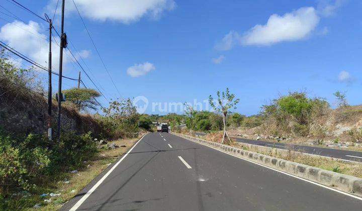 Flat contour land on the main road by the Pandawa pass, Nusa Dua 1