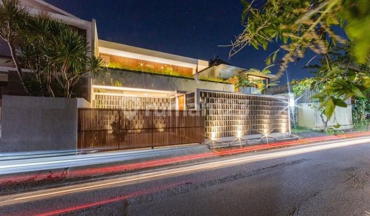 Vila Mewah Modern Di Bidadari Seminyak Siap Huni Lokasi Premium