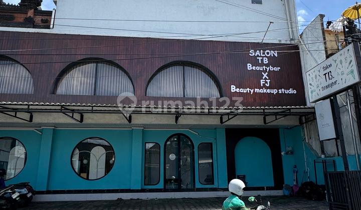 Commercial Building Kerobokan 3 Floors Full Active Salon Commercial Building Kerobokan 3 Floors Full Active Salon