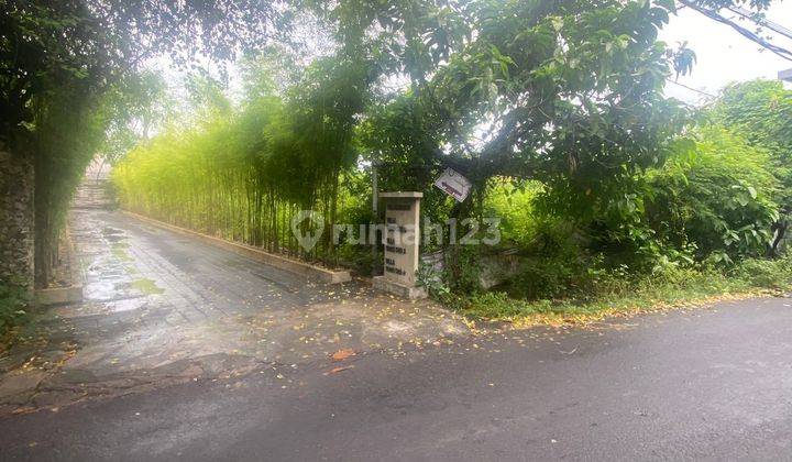 Tanah kawasan villa mewah di Seminyak, akses jalan 7 meter 2