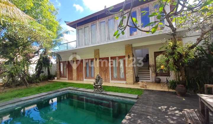 Villa Mewah Gaya Kolonial 5 Kamar Di Umalas Bali Villa Mewah Gaya Kolonial 5 Kamar Di Umalas Bali