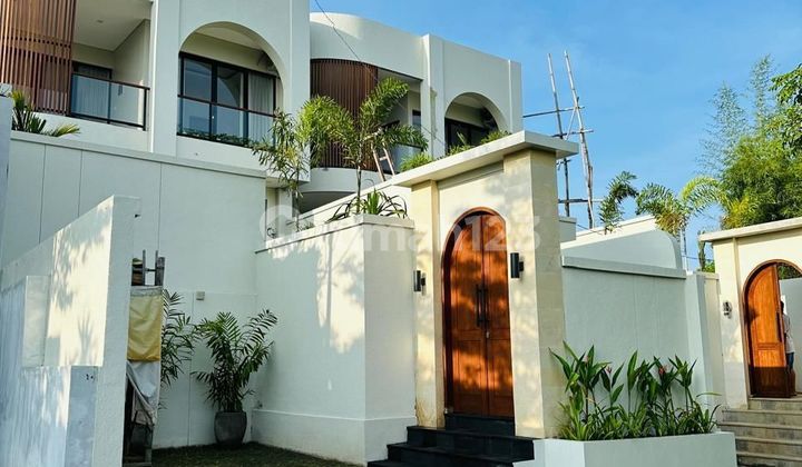 Exclusive Santorini Villa 3Br Area Ungasan Bali Exclusive Santorini Villa 3Br Area Ungasan Bali