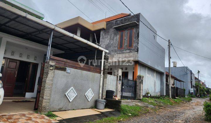 Rumah Modern Minimalis 2 Lantai Di Jimbaran 1