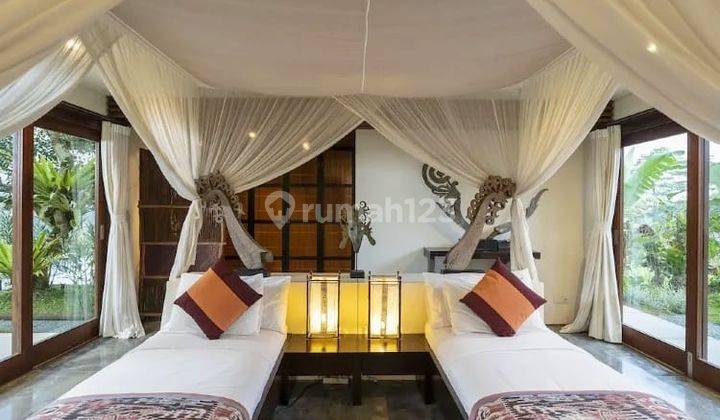 Luxury 4 star Villa, Los cliffs in Ubud, views of rice fields and mountains 2