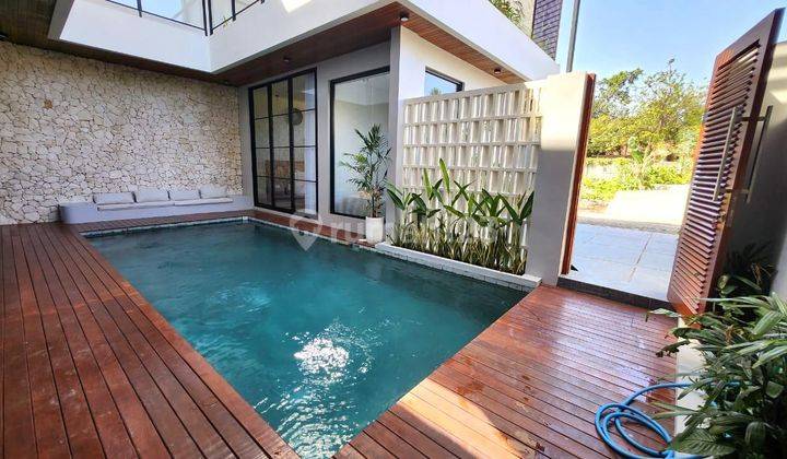 New Villa in Kerobokan Strategic Location 20 Minutes to Finns Beach