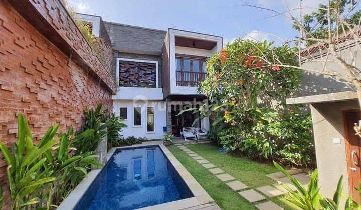 Villa Mewah Jimbaran Dekat Pantai Dijual atau Disewakan 1