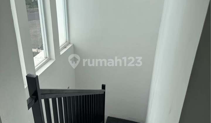 Modern Minimalist 2-Story House with One Gate in Ungasan, Bali 2