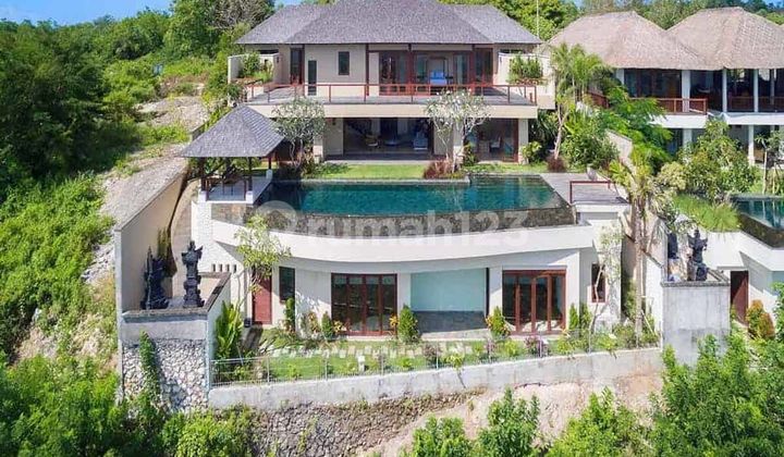 Luxurious Villa with Eternal Sea View In Jimbaran Bali