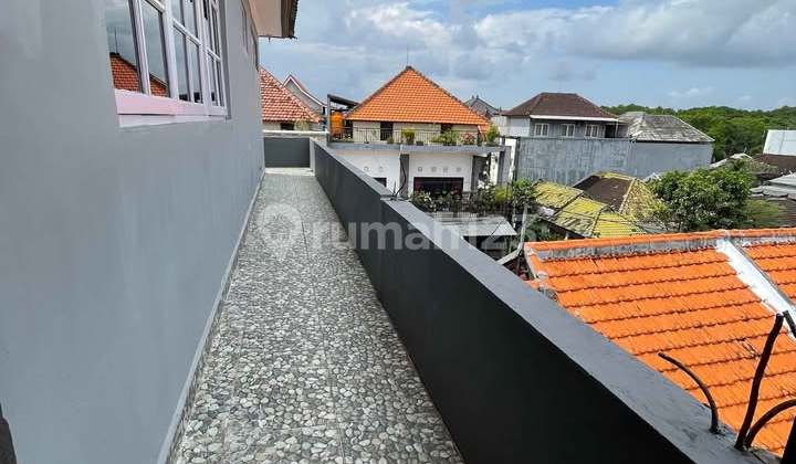 Rumah 3 Lantai Baru Renovasi, Siap Huni Di Jimbaran 2