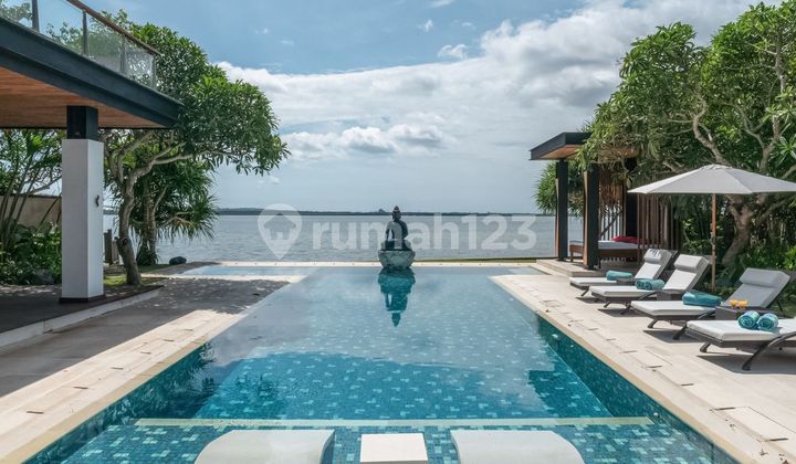 Luxury Beachfront Villa with One Gate Access in Tanjung Benoa, Nusa Dua