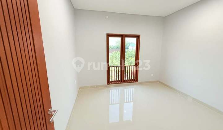 Modern Minimalist New House in Dalung, North Kuta 2
