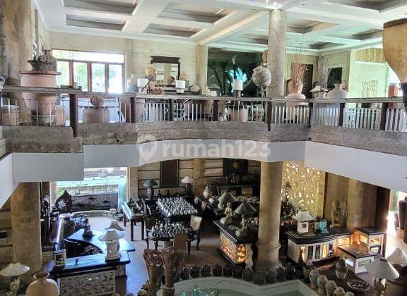 Dijual Gedung Komersial Eks Galeri Di Jl Raya Batubulan Gianyar 2