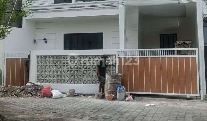 Rumah Minimalis One Gate Ada Rooftop, di Sidakarya Rumah Minimalis One Gate Ada Rooftop, di Sidakarya