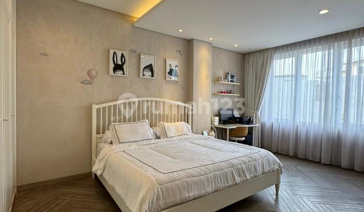 Rumah Mewah Pik1 Full Furnished 5 Lantai Jual Murah